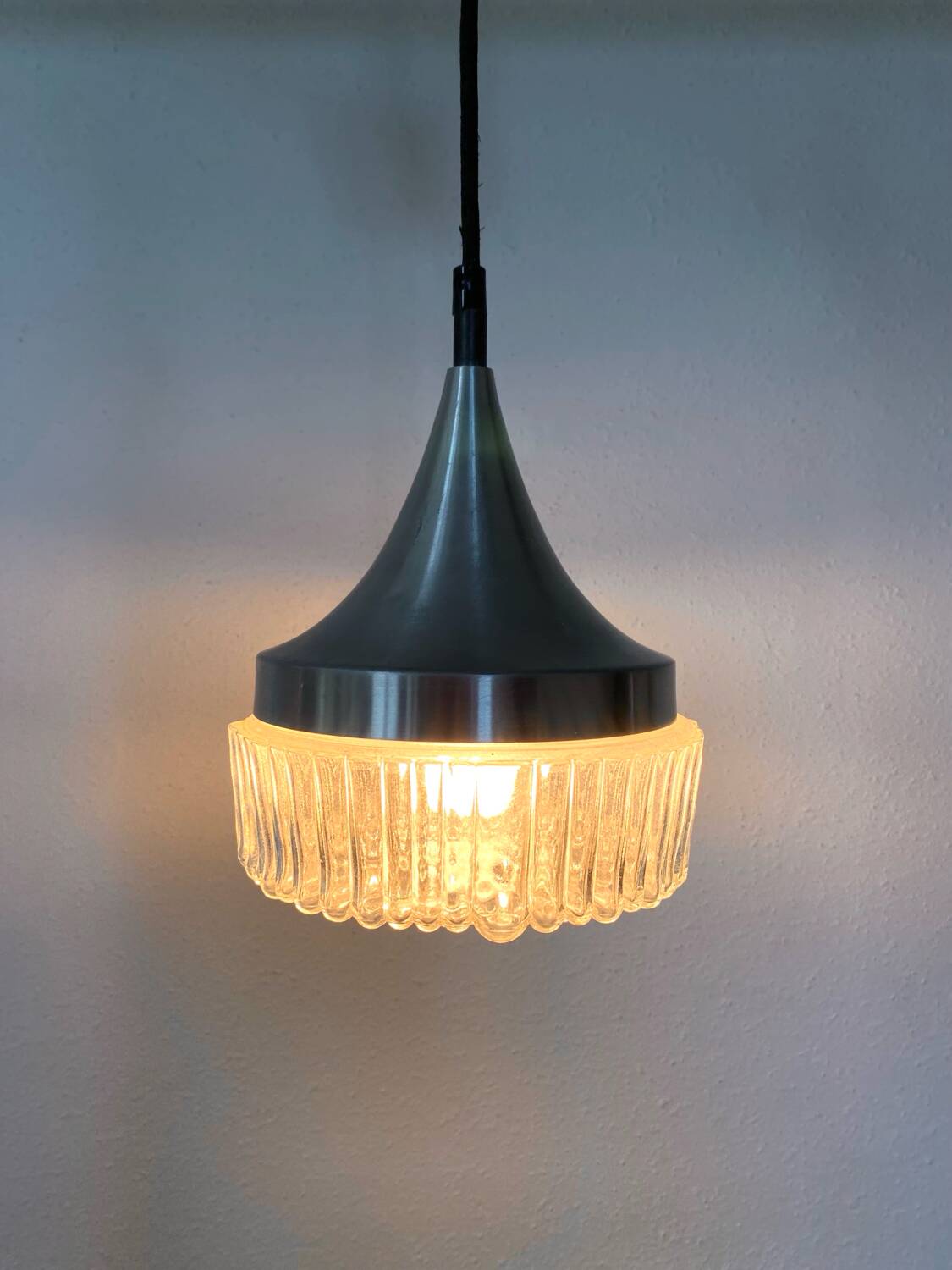 Scandinavian vintage bubble glass tulip pendant light
