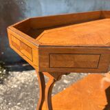 Side table/Serving table