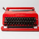 Typewriter Olivetti Valentine 1970