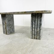 Table à manger vintage en granit, années 1970