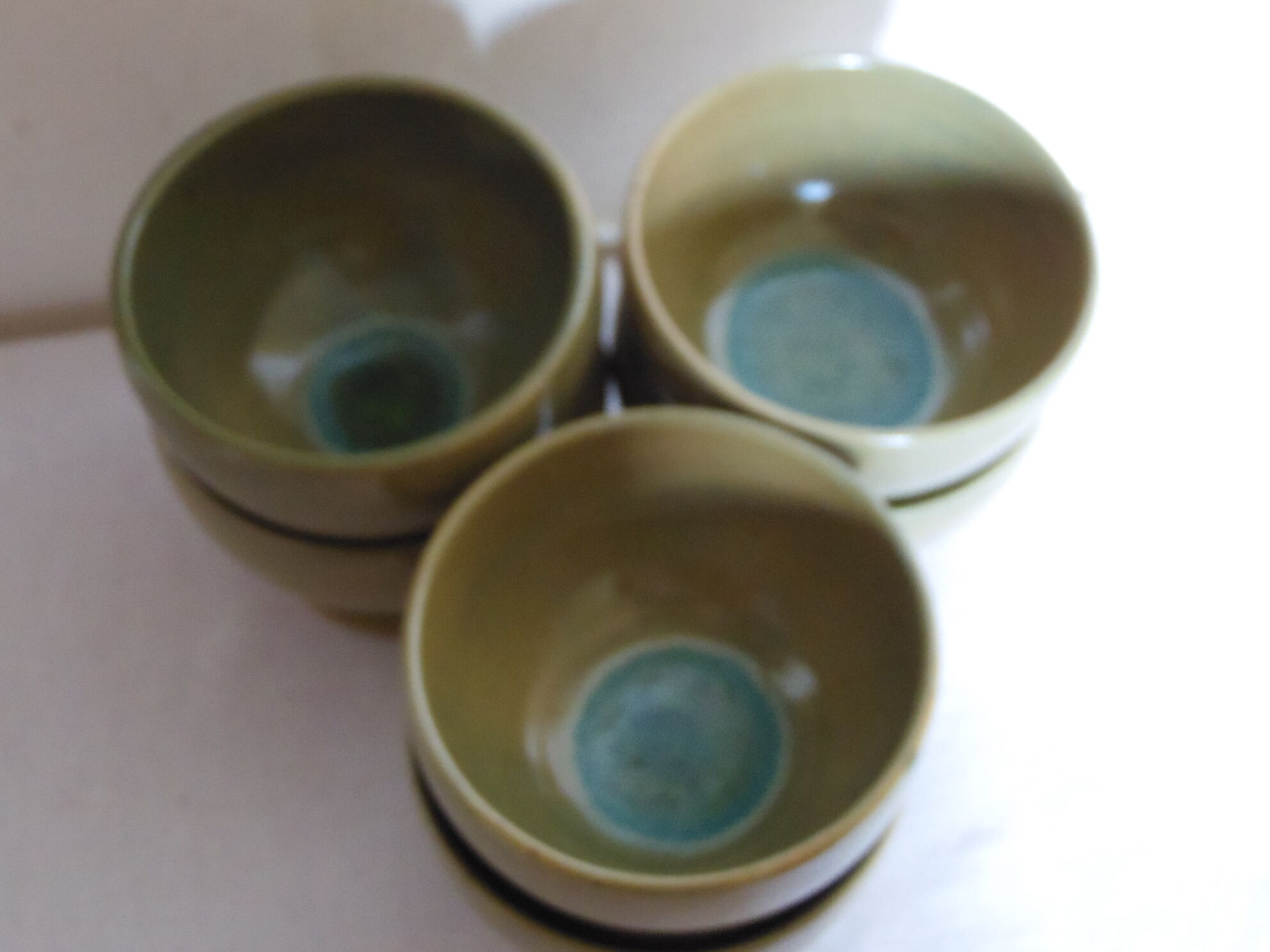 Set of 6 ice cut enamelled stoneware signed