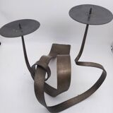 Bougeoir brutaliste en métal effet bronze .