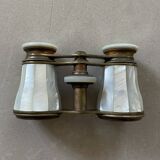 Mother-of-pearl opera binoculars