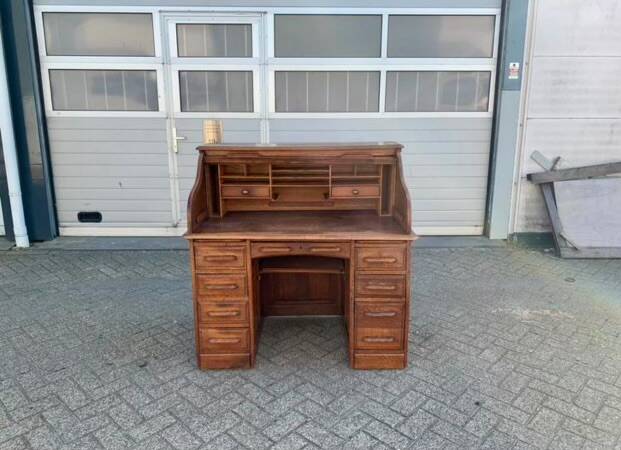 Bureau à volets en chêne