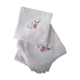 Serviettes de table brodées "fleur" à la main et dentelle