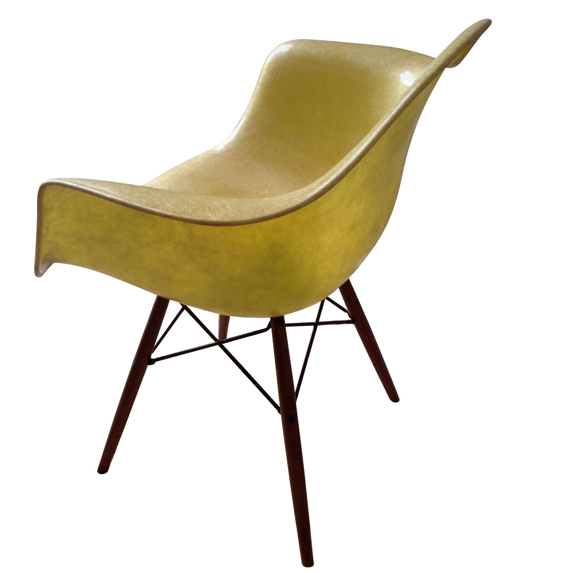 CHARLES EAMES _ ZENITH ARMCHAIR EDITION
