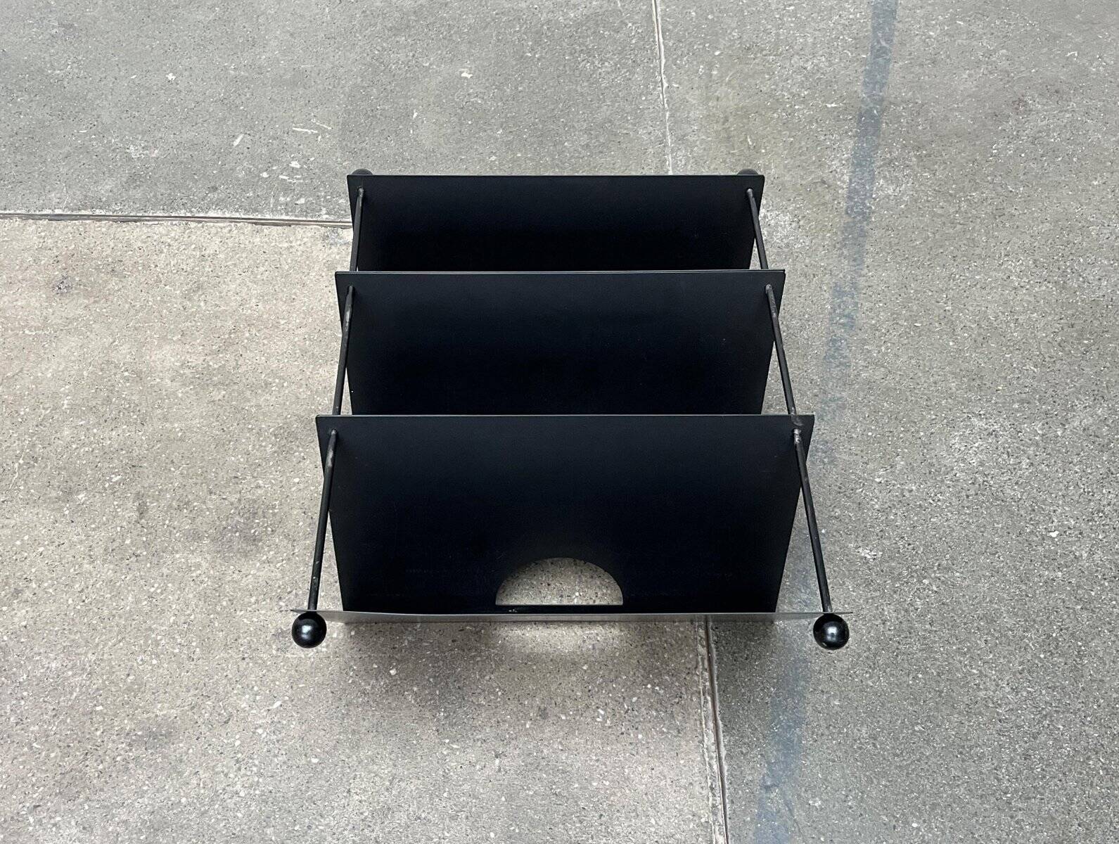 Postmodern Italian metal magazine rack, 1980s