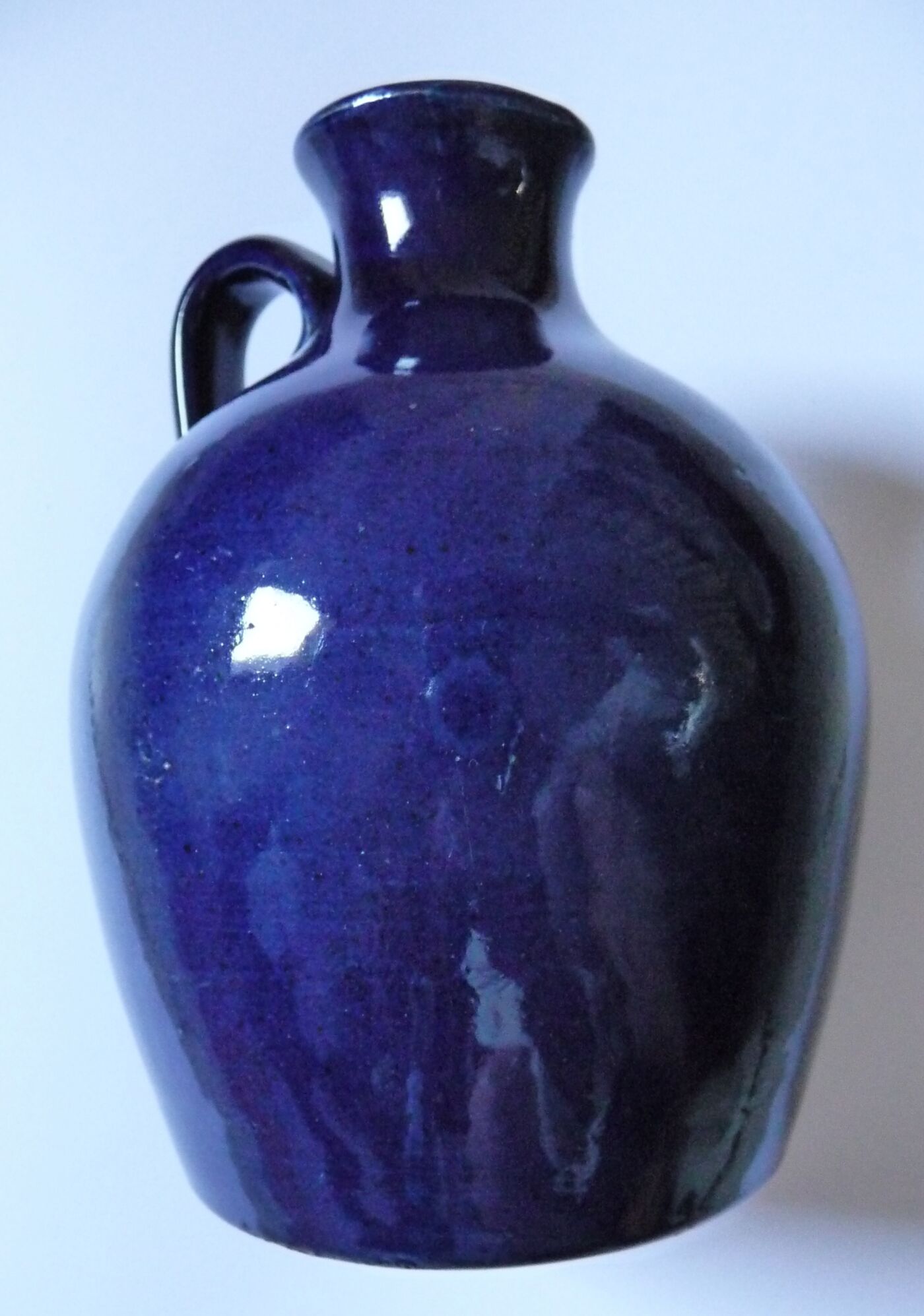 Small ceramic jug: Jubilee 1977 Queen Elizabeth II