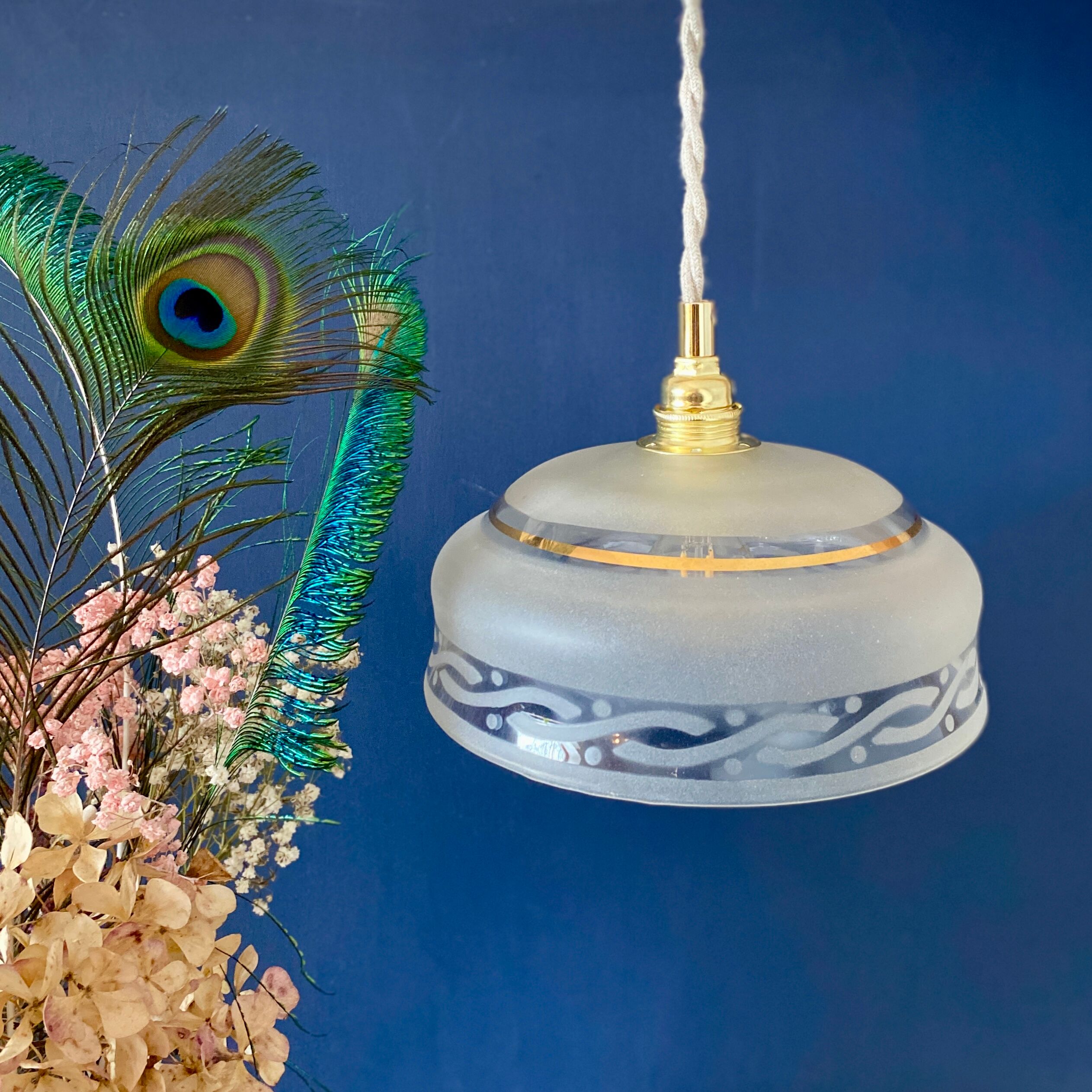 Vintage frosted glass lampshade pendant lamp