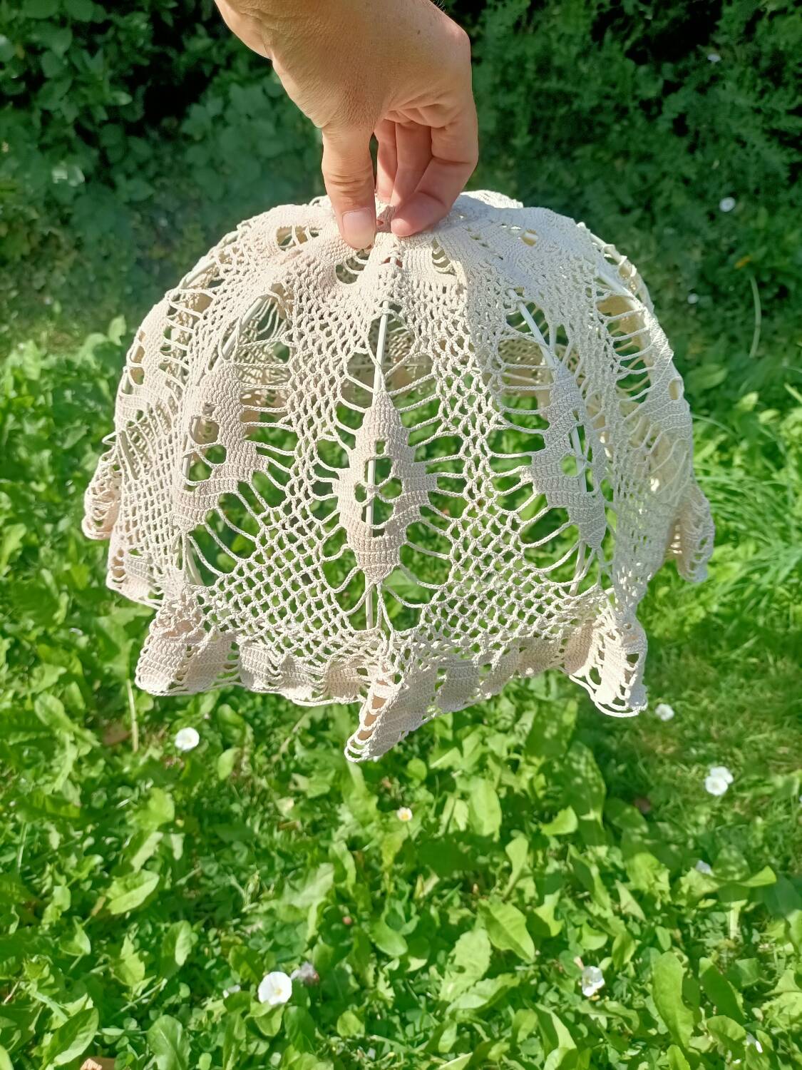 Retro lace chandelier/lampshade