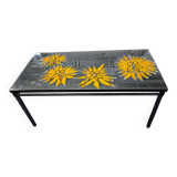 Table basse en métal et céramique Vallauris, 1960