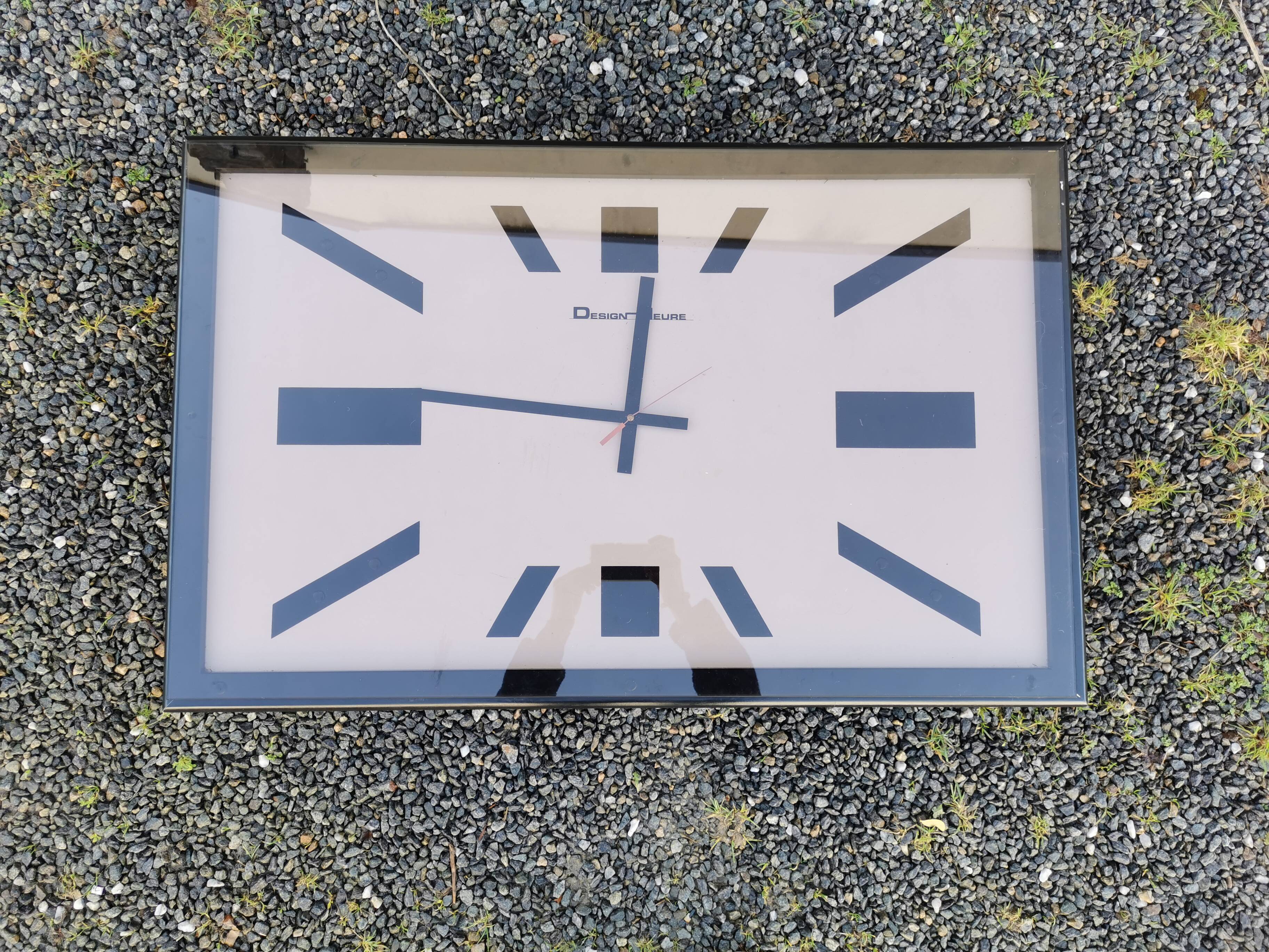 Table basse vintage horloge