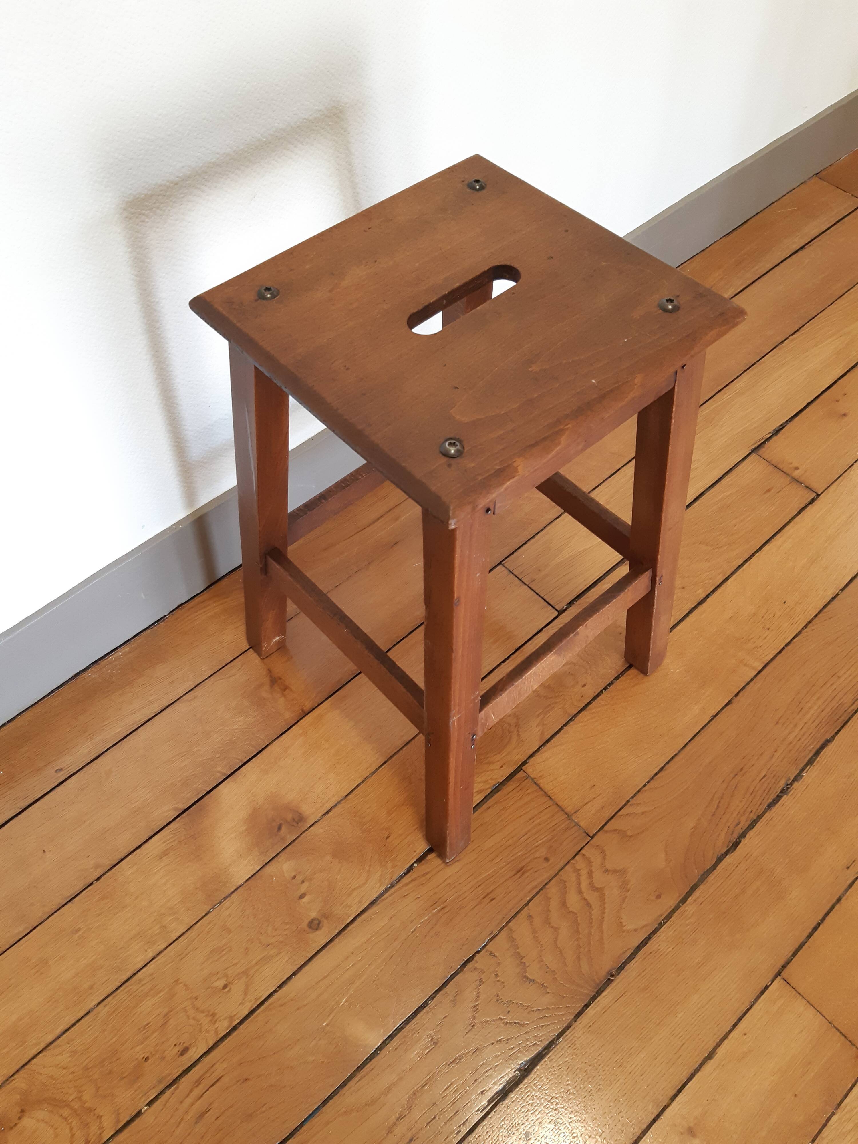 Wooden workshop tabouret