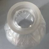 Art Deco vase (circa 1930) signed Etaleune Paris France leaf patterns