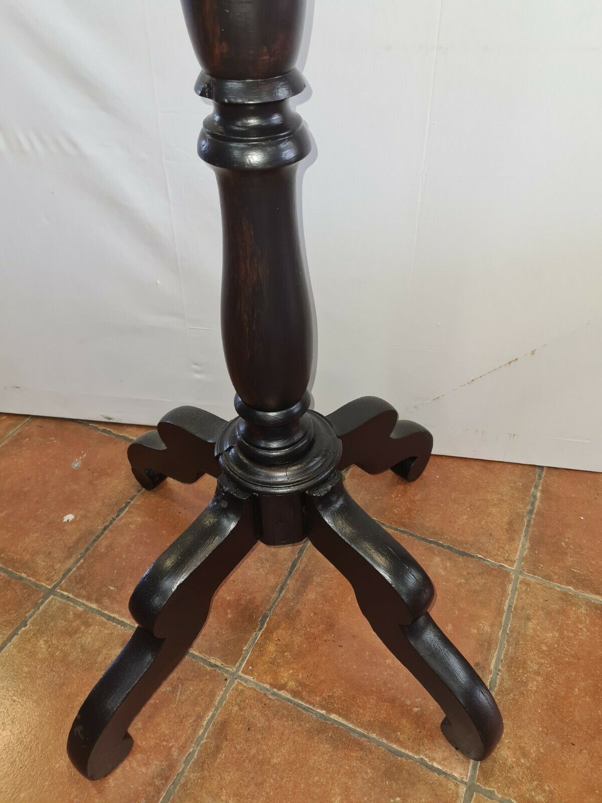 Wooden parrot coat rack