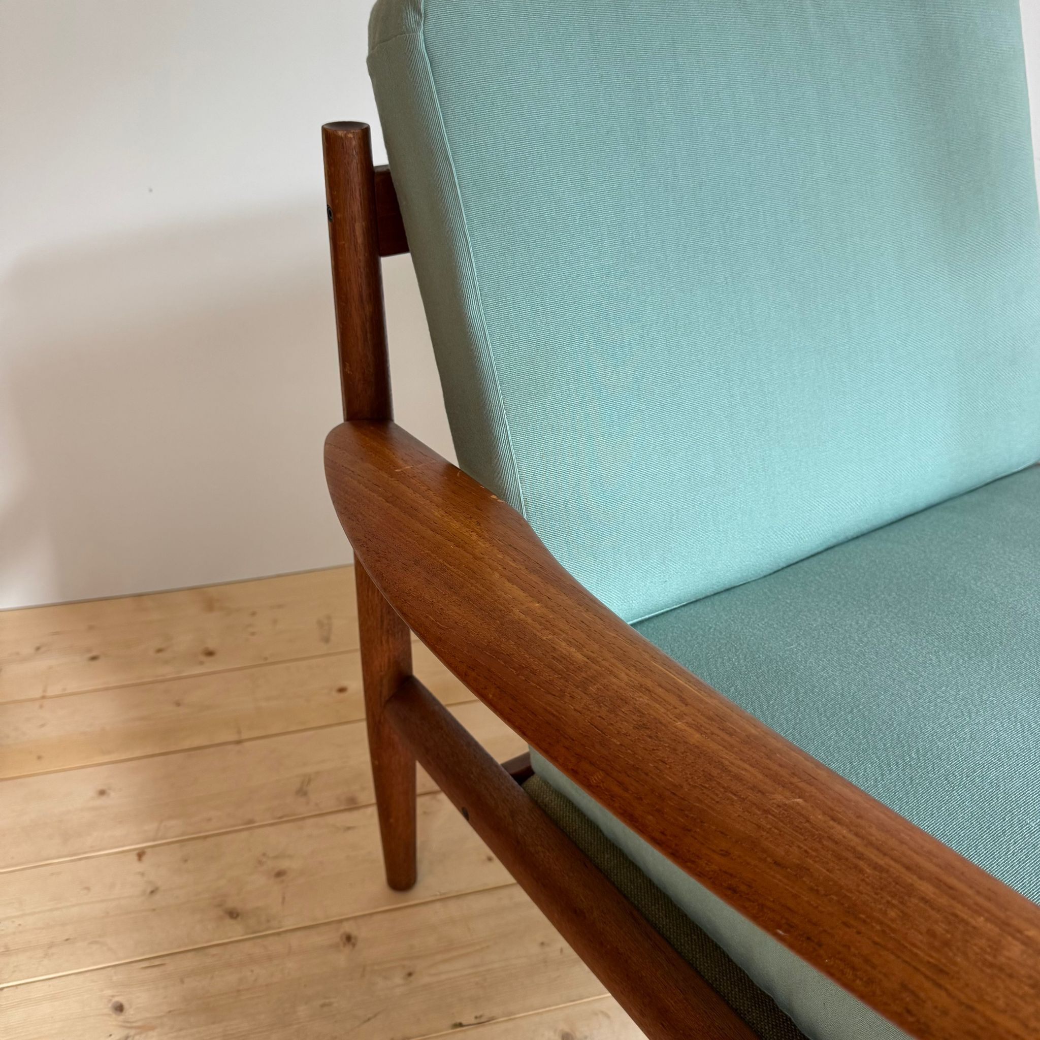Grete Jalk armchair for France and Son, Denmark 1960