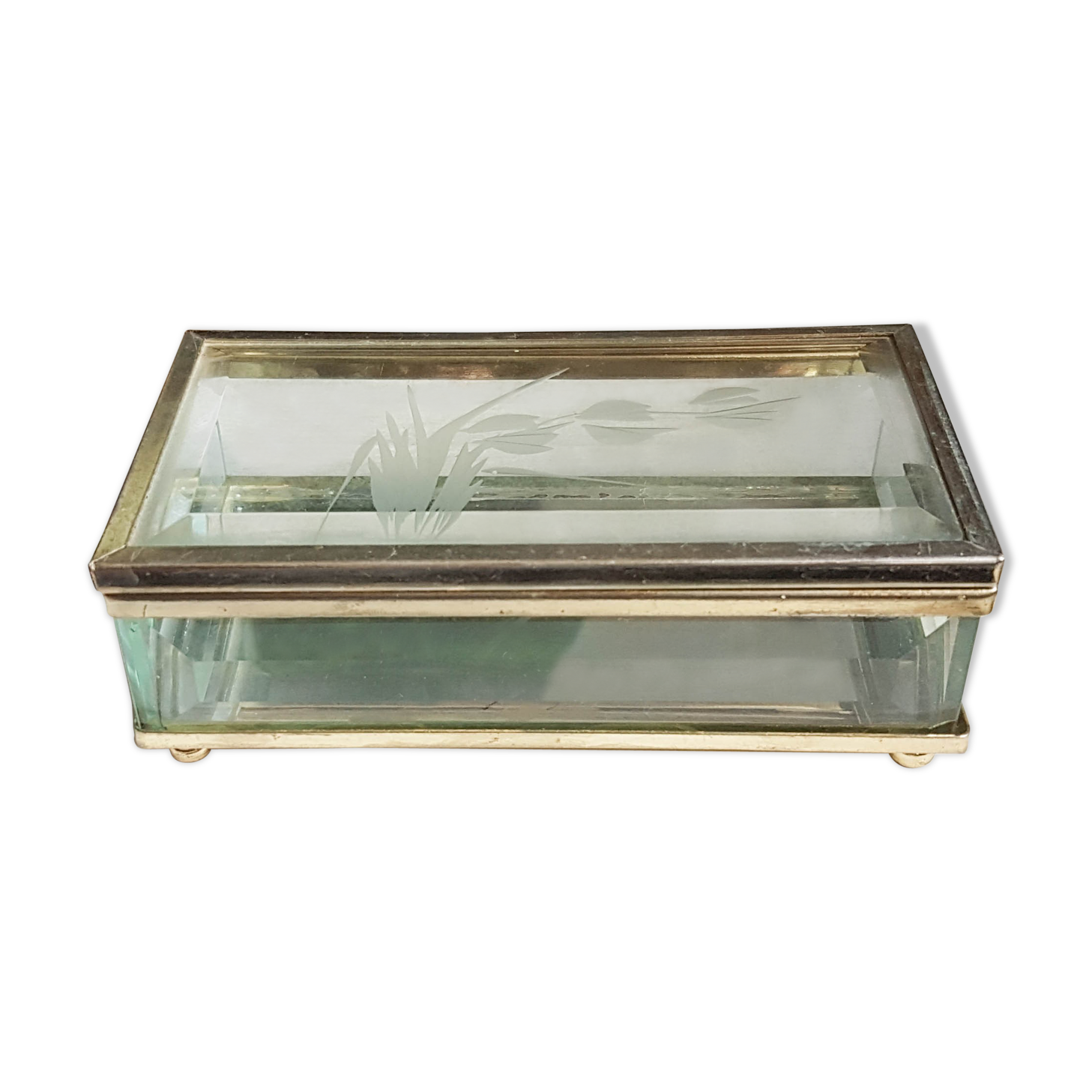 Glass jewelry box