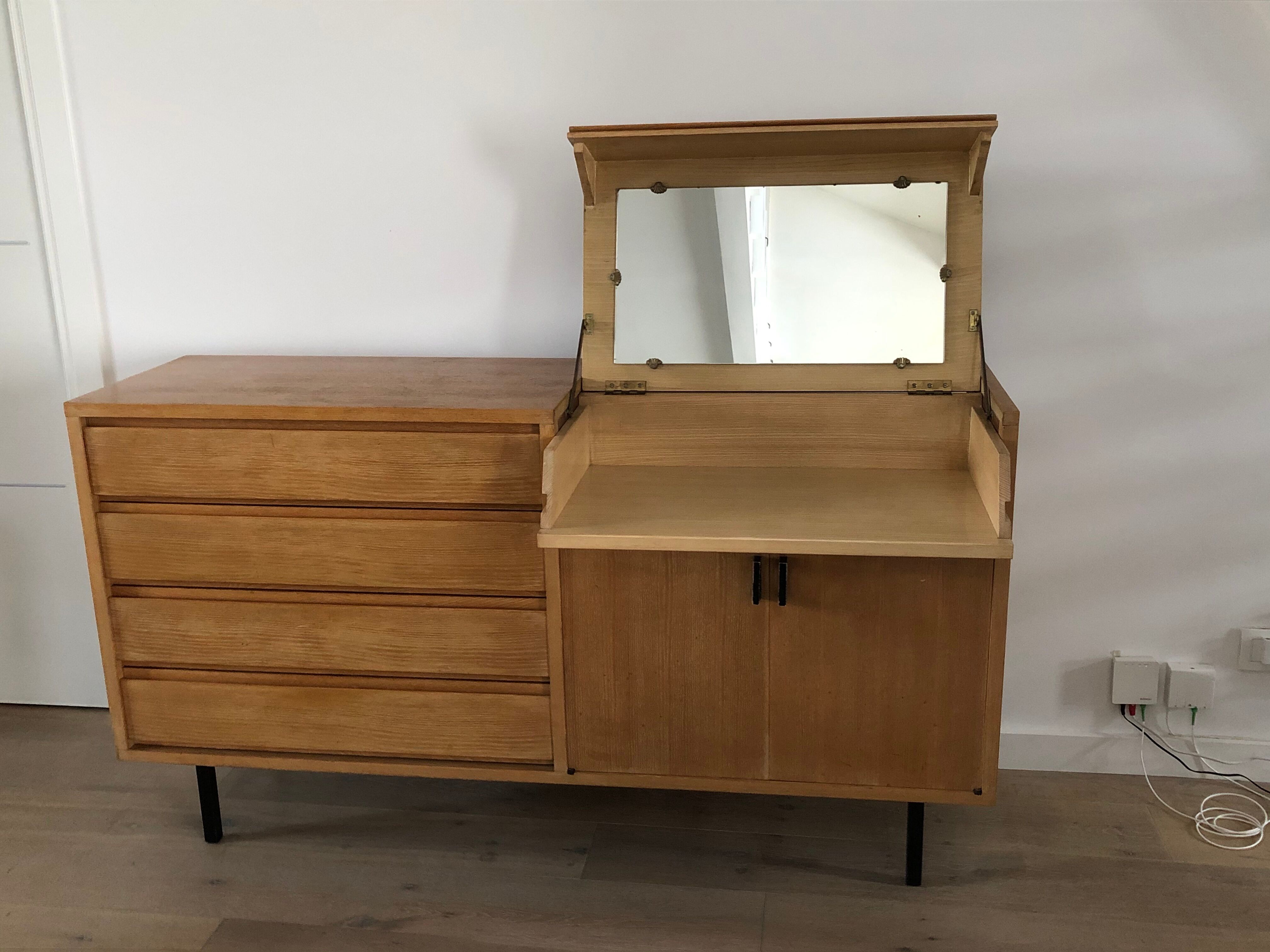 50s hairdressing dresser in ash