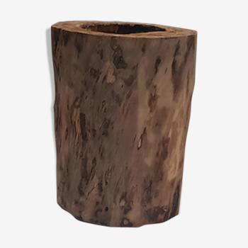 Vase en bois