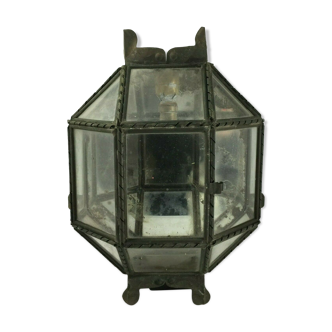 Metal and brass wall light with mirror background 1900