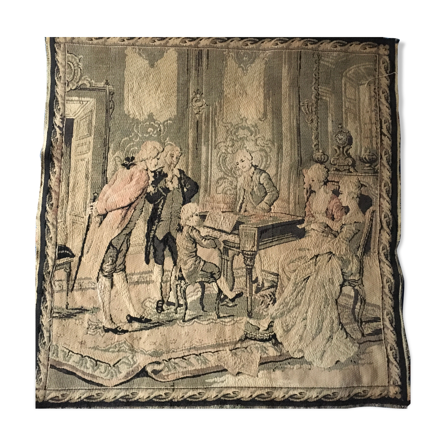 Tapisserie murale ancienne "Enfant au piano"
