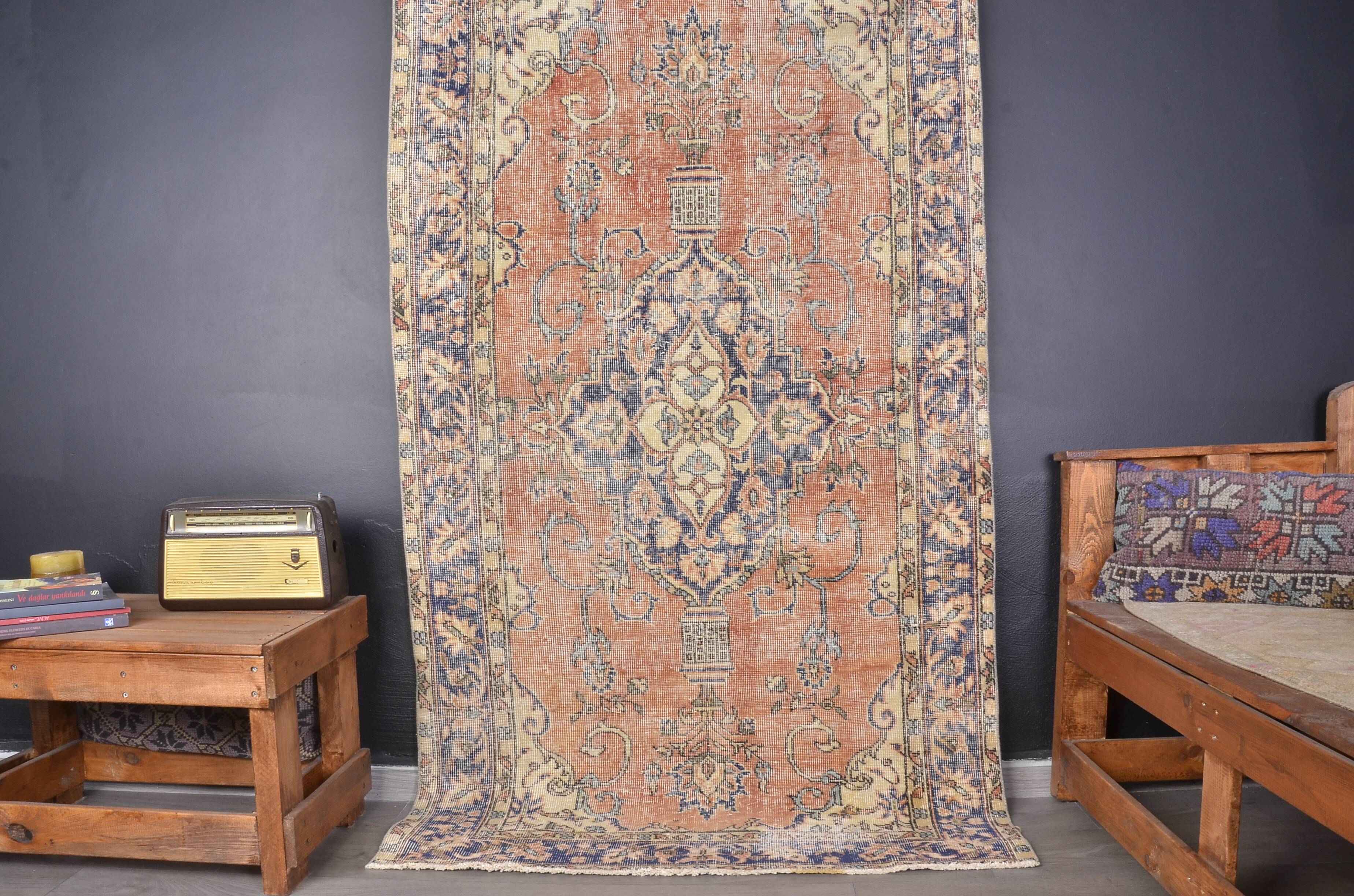 Vintage Home Living Floral Rug sku 1358