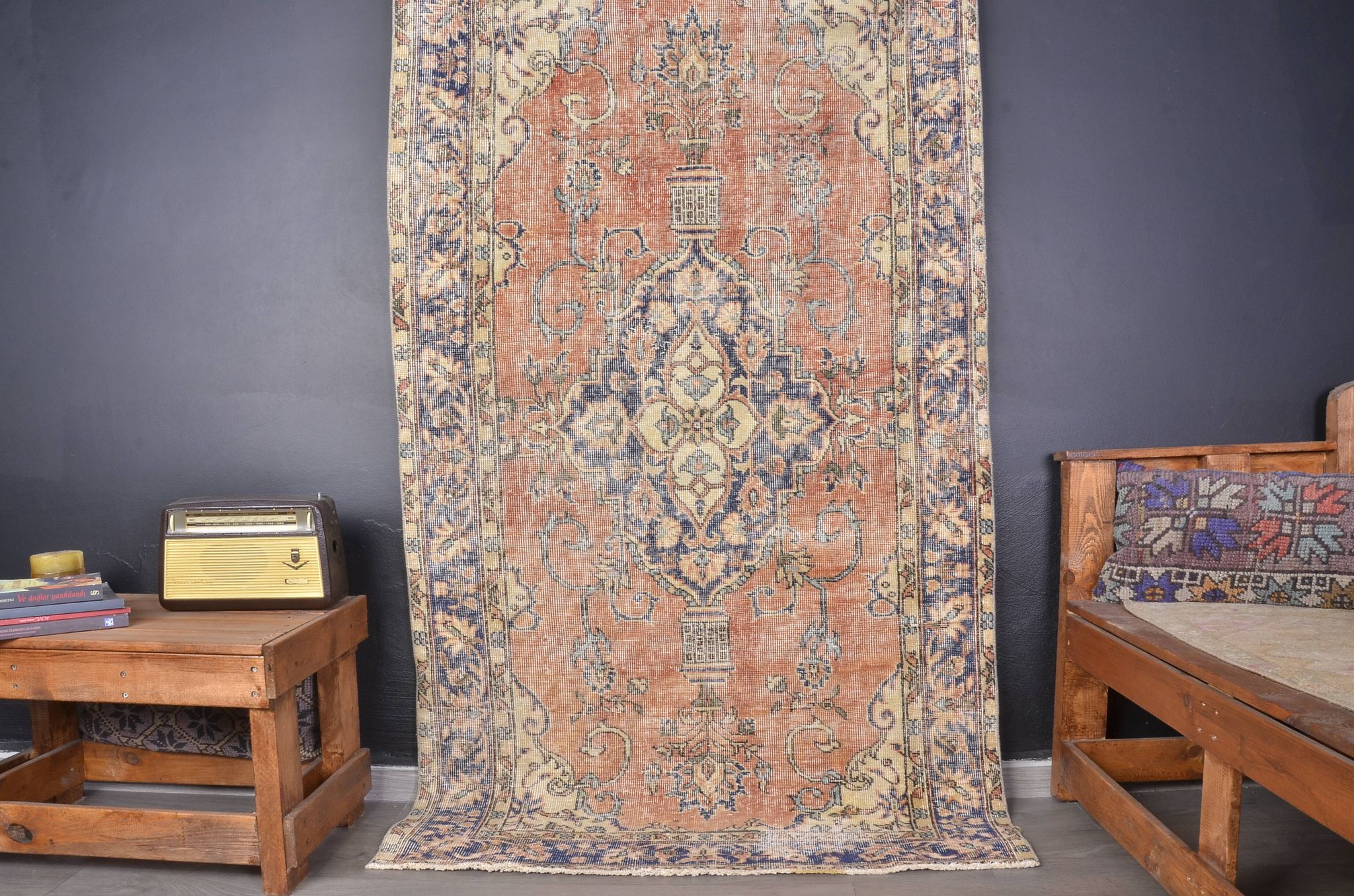 Vintage Home Living Floral Rug sku 1358