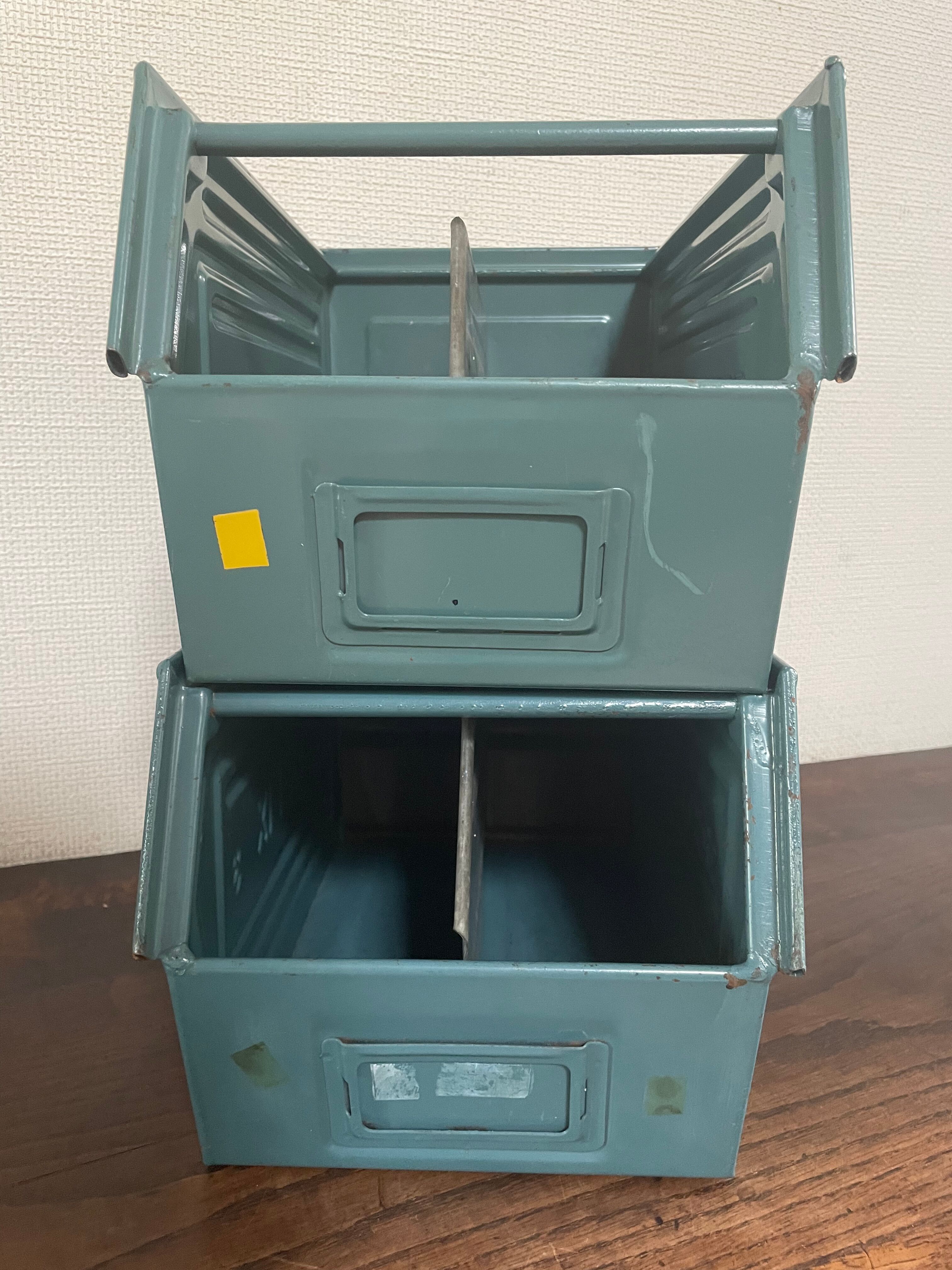 Schäfer metal claw lockers