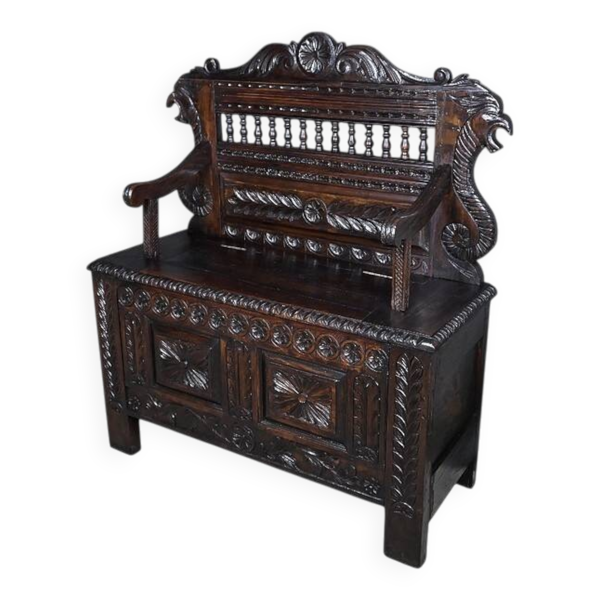 Banc coffre en chêne, style néo-gothique – début XXe