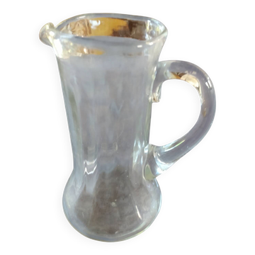 Petit pichet en verre