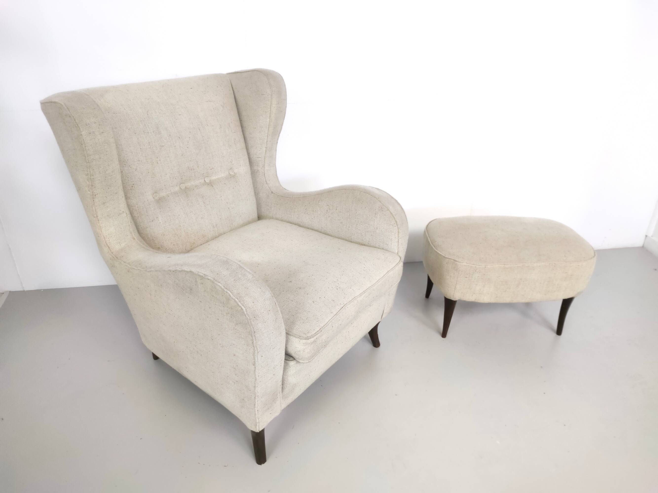 Ivory Lounge Chair with Ottoman in the Style of Gio Ponti, Italy