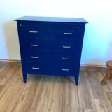 Vintage chest of drawers
