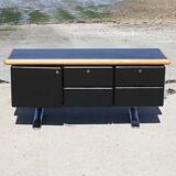 Warren Platner desk and sideboard, Knoll, 1970s.