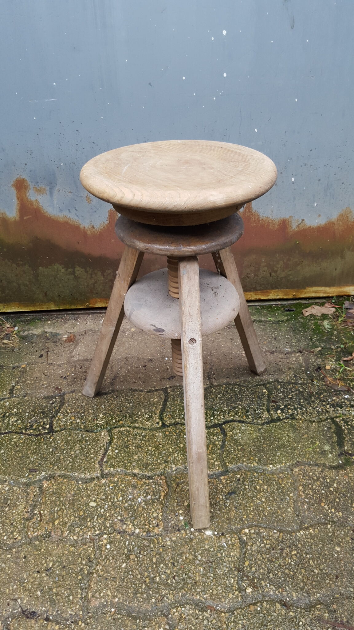 Watchmaker's stool