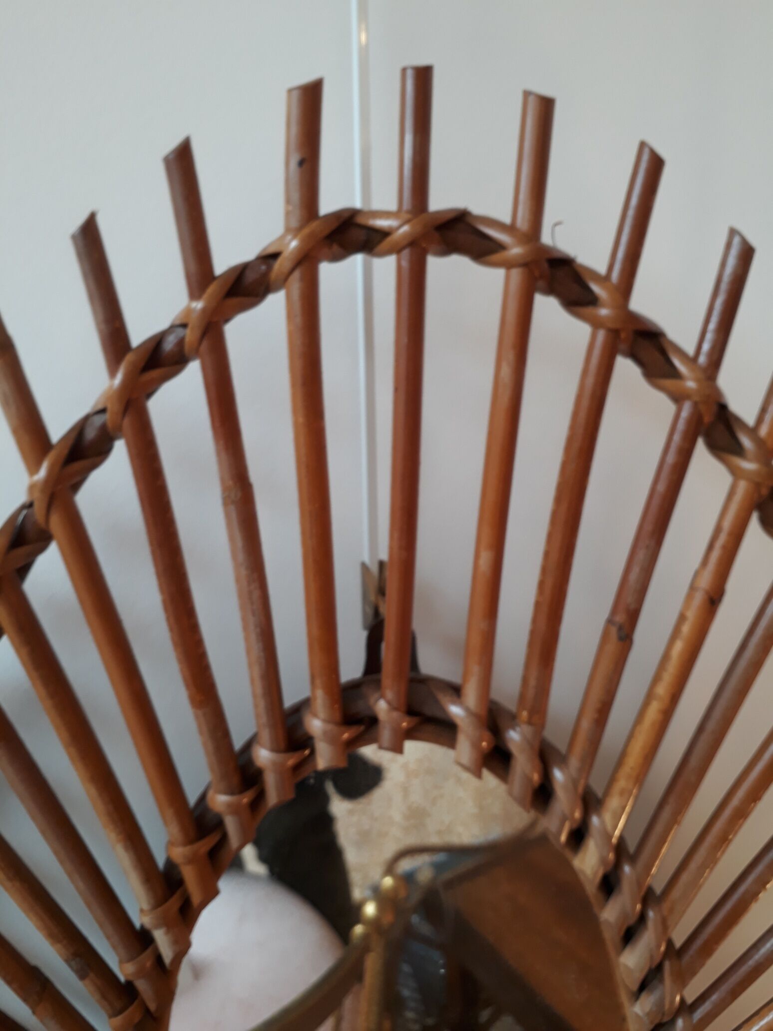 Rattan mirror oval - 61x42cm