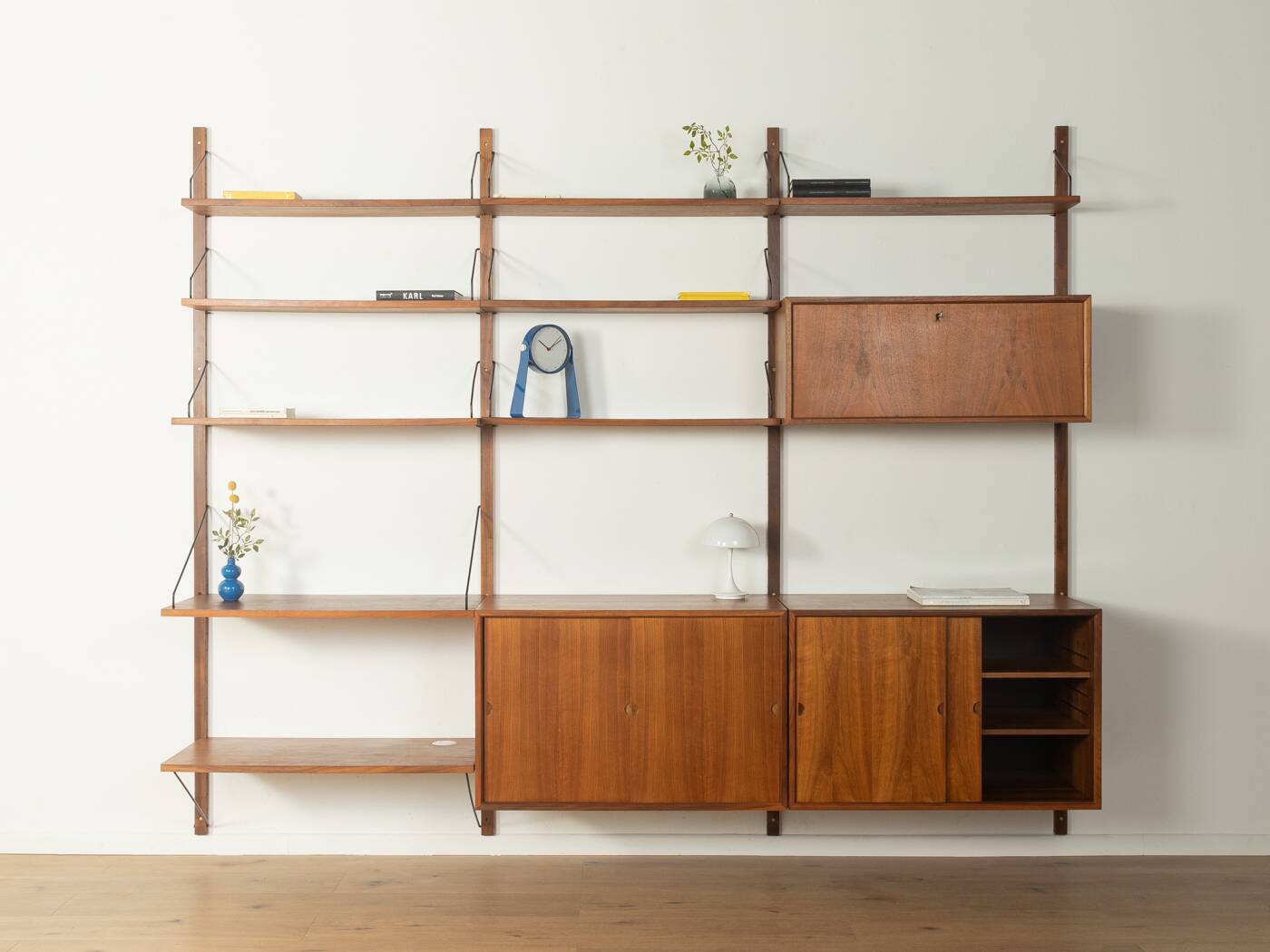 1960s wall shelf, Poul Cadovius