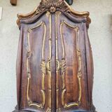 Rounded buffet in venetian baroque style