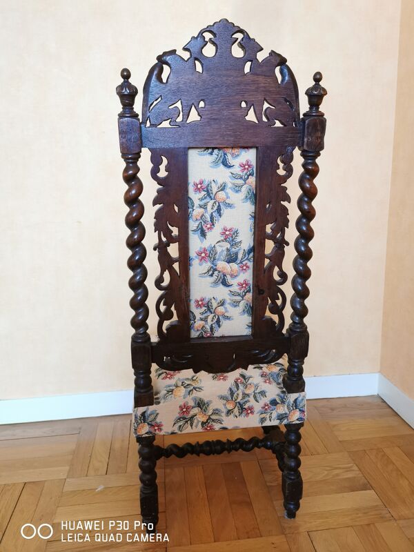 Chaise de nourrice style Louis XIII