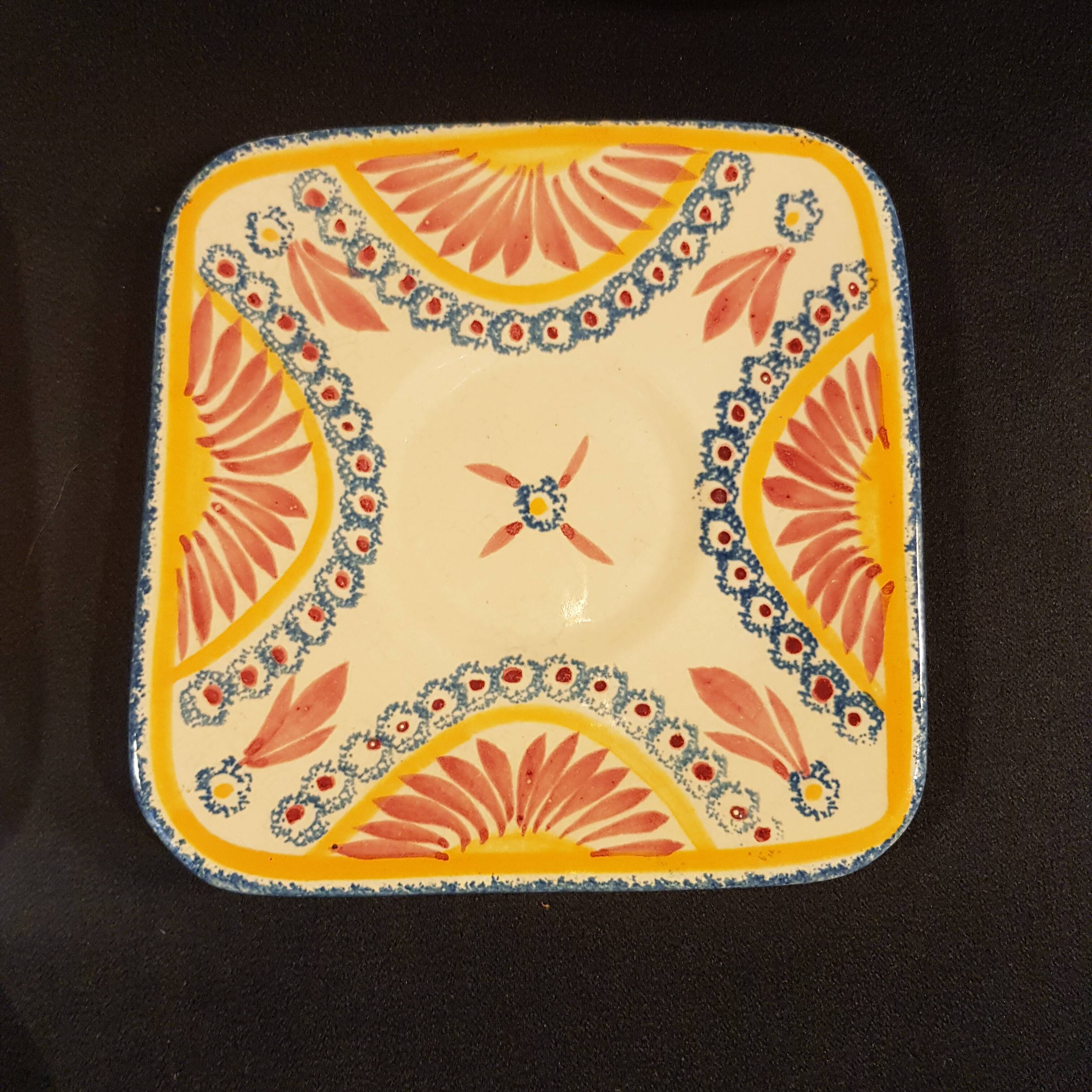 5 Henriot Quimper saucers or plates