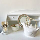 Duck teapot with rattan handle and scoubidou