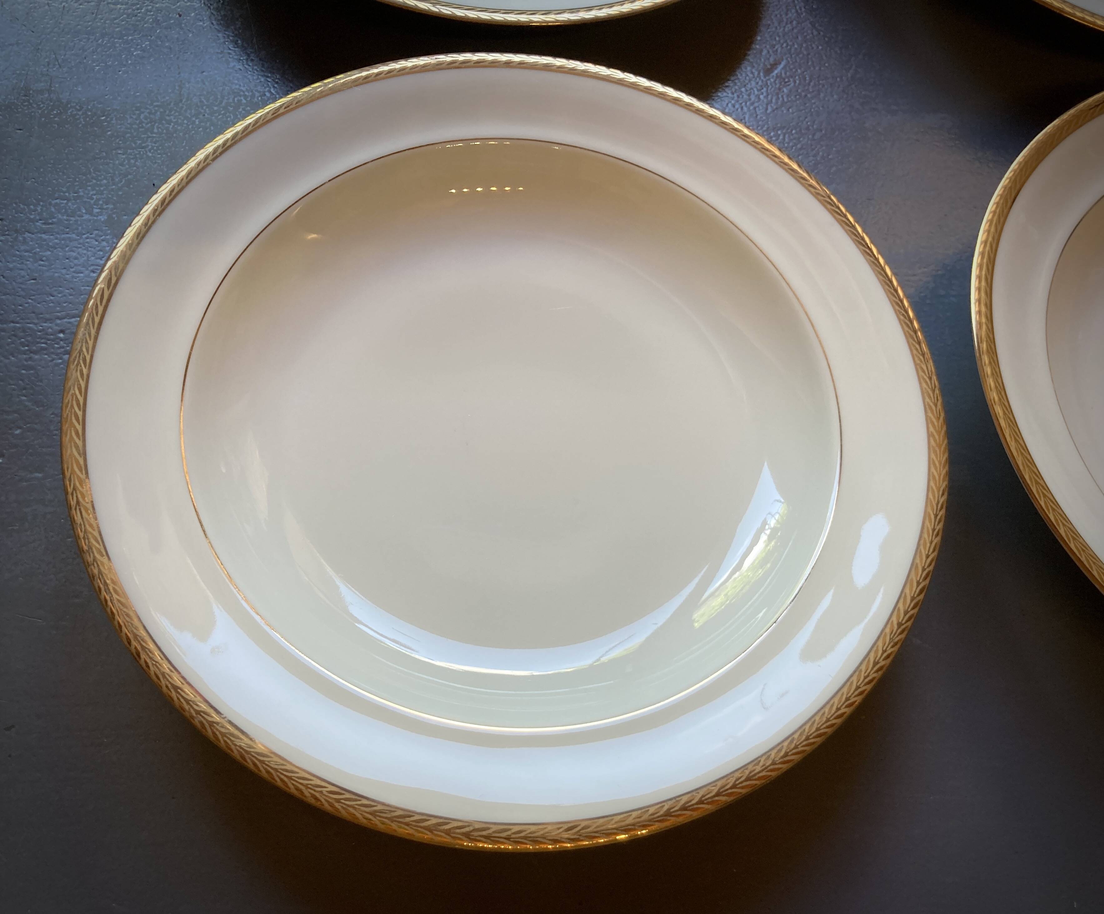 Limoges Porcelain Maison Ternet 12 pieces