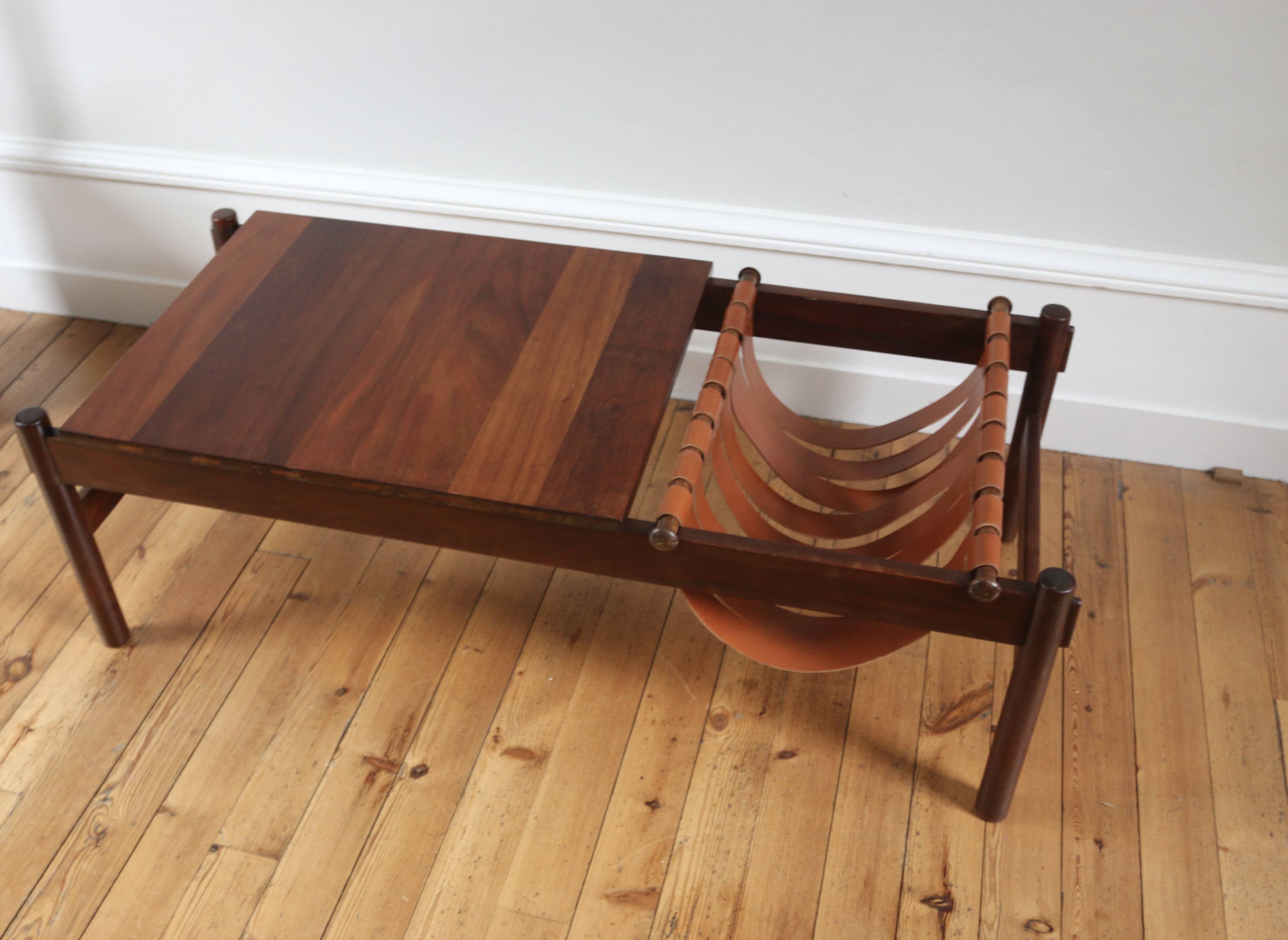 Table basse vintage palissandre et cuir Dujo Cuba 1970