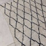 Handmade moroccan berber rug 255 x 150 cm