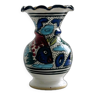 Petit vase peint à la main style Maghrébin.