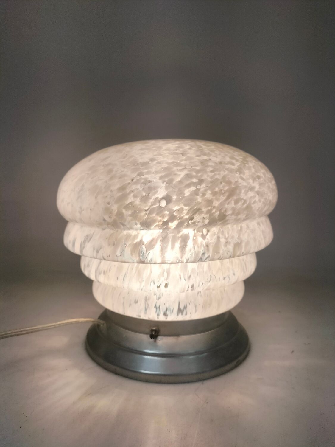 Lampe en verre de Clichy