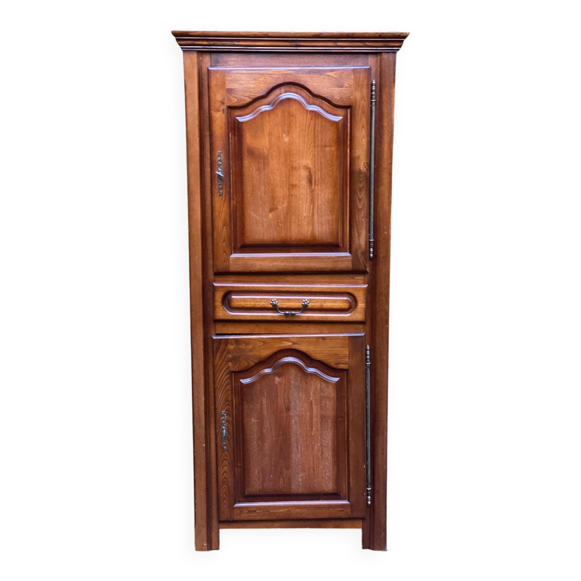Armoire vintage en bois massif d'aulne