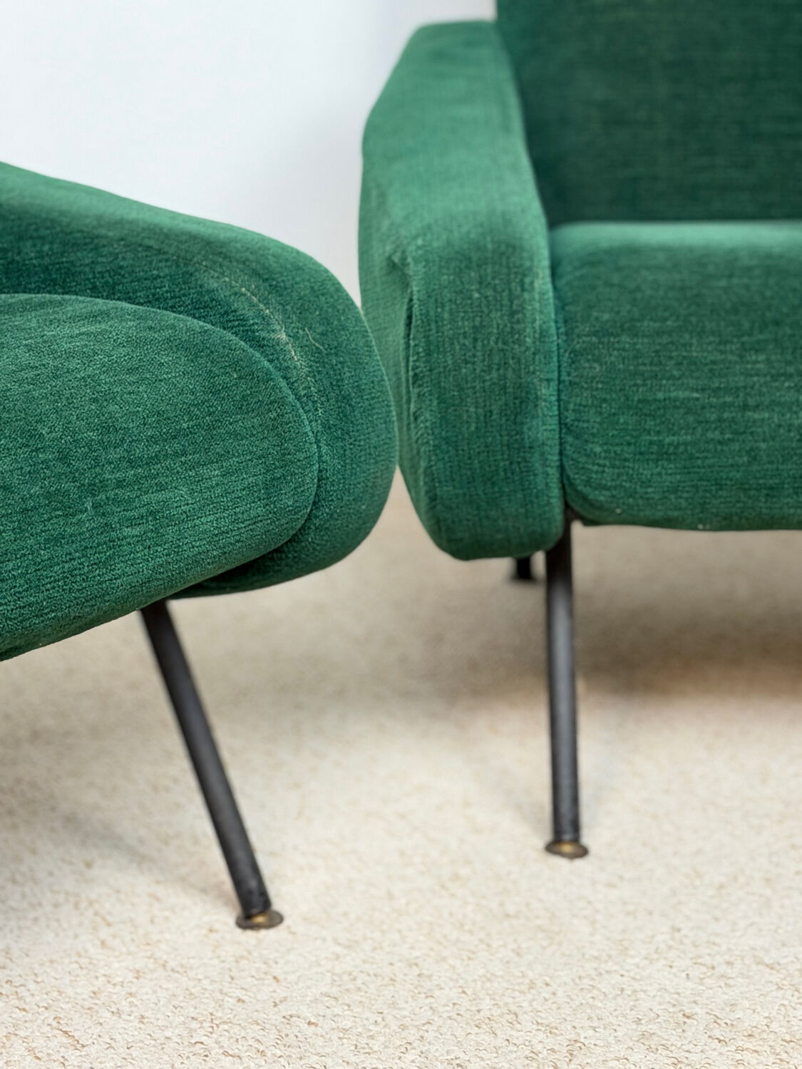 Vintage armchairs from the 60s/70s in the style of Pierre Guariche.