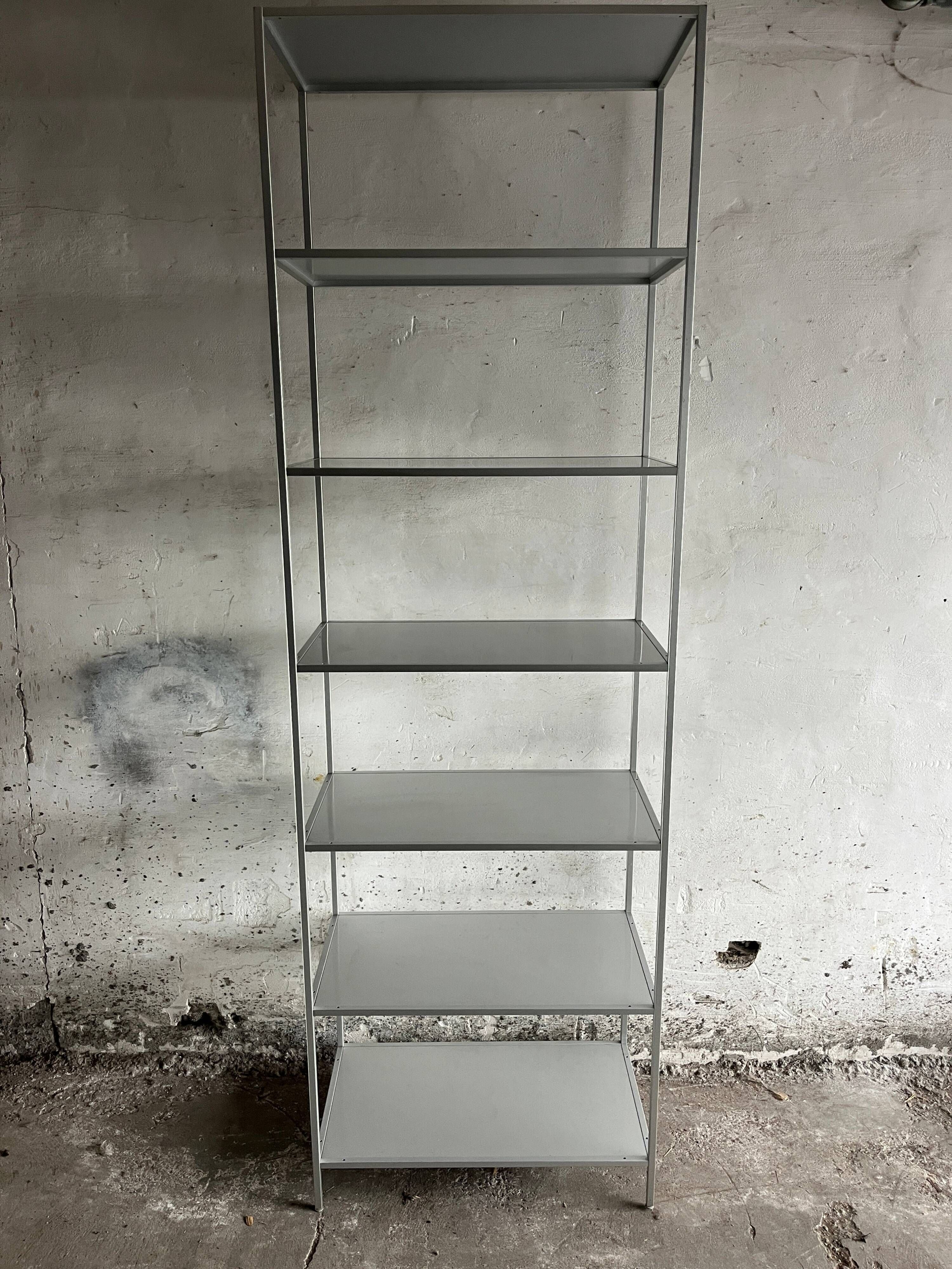 Minima shelf by MDF Italia