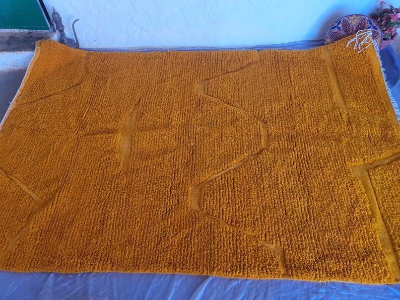 Moroccan handmade rug 250cmx150cm