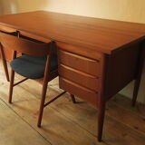 Danish spacious teak desk by Gunnar Nielsen Tibergaard 1960s
